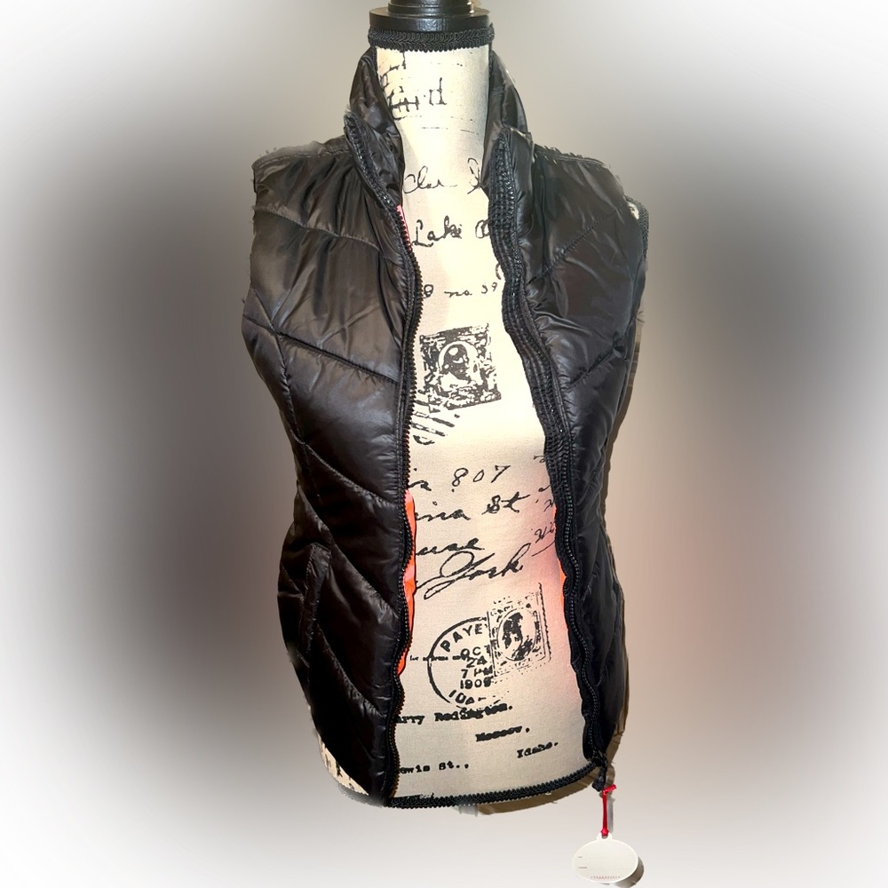 NWT Aeropostale black pink puffer vest NWT junior size XS